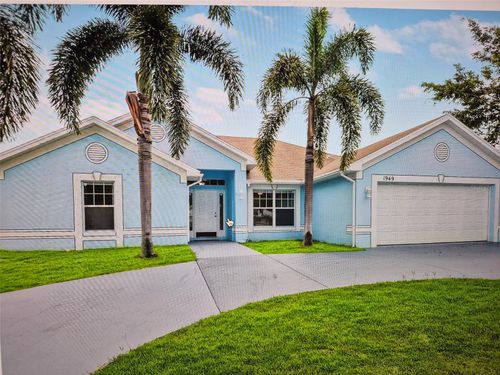 1949 Se Airoso Blvd, Port Saint Lucie, FL, 34984-4574 | Card Image