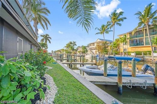 a2-1535 Chesapeake Ave, NAPLES, FL, 34102-2406 | Card Image