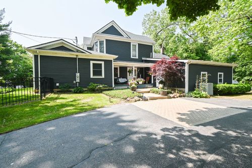 2350 Lewis Ave, Waukegan, IL, 60087-3801 | Card Image