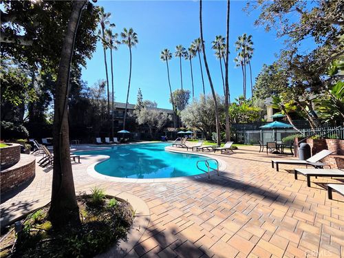 unit-228-576 N Bellflower Blvd, Long Beach, CA, 90814-4219 | Card Image