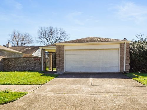 18527 Trail Bend Ln, Houston, TX, 77084-3856 | Card Image