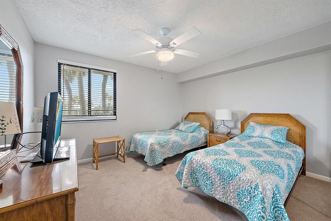 APT-305 - 301 S Seas Dr, Condo with 2 bedrooms, 2 bathrooms and null parking in Jupiter FL | Image 16