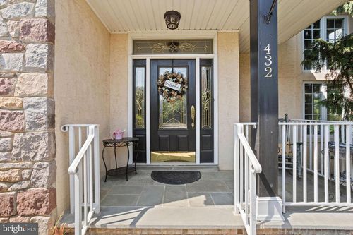 432 Schindler Dr, Yardley, PA, 19067-4563 | Card Image