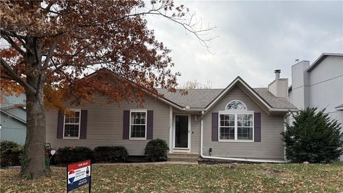 15805 2nd St, Independence, MO, 64050-2275 | Card Image