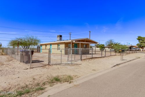 423 W Phoenix Ave, Eloy, AZ, 85131-1832 | Card Image