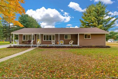 1663 Emerson Road, Home with 3 bedrooms, 1 bathrooms and null parking in Wales Twp MI | Image 2