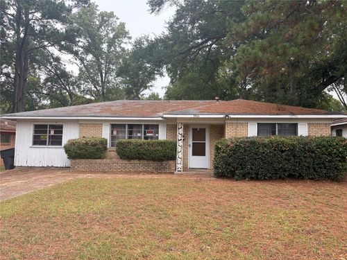 3916 Catherine St, Shreveport, LA, 71109-3218 | Card Image