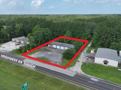 2636 Highway 69 S, Lumberton, TX, 77657-8096 | Card Image