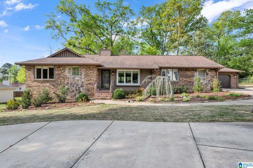 714 Mcgwier Cir, HOOVER, AL, 35226-1720 | Card Image