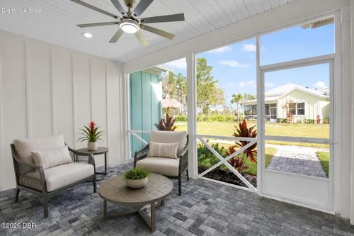 207 Hang Loose Way, DAYTONA BEACH, FL, 32124-3825 | Card Image