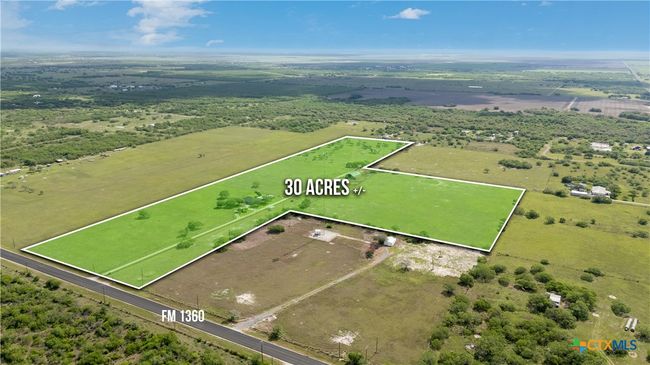 571 Fm 1360, Home with 3 bedrooms, 2 bathrooms and null parking in Woodsboro TX | Image 27