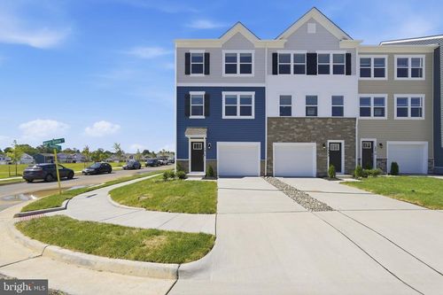 131 Willett Hollow St, STEPHENS CITY, VA, 22655-3922 | Card Image