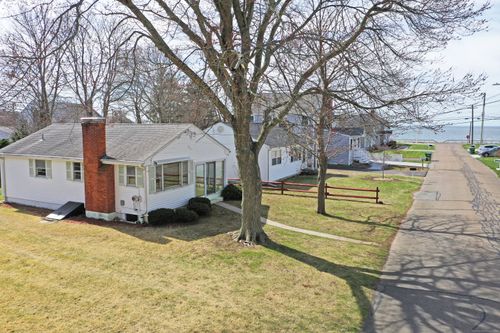 16, 18 Bayberry Road, Old Saybrook, CT, 06475 | Card Image