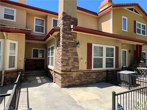 902-1510 Orange St, Redlands, CA, 92374-3215 | Card Image