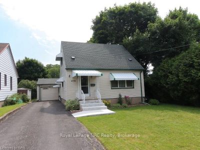 6776 Betty Ave, House other with 3 bedrooms, 2 bathrooms and 4 parking in Niagara Falls ON | Image 1