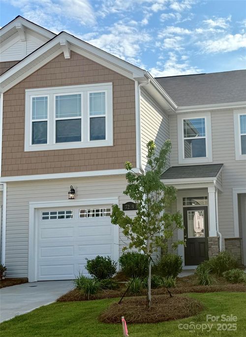 7209 Hodges Meadow Ln, Charlotte, NC, 28213-5184 | Card Image