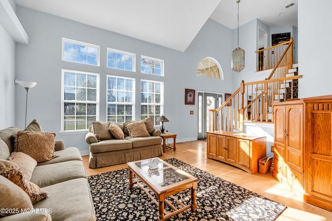 31 Woodview Dr, House other with 5 bedrooms, 4 bathrooms and null parking in Howell NJ | Image 6