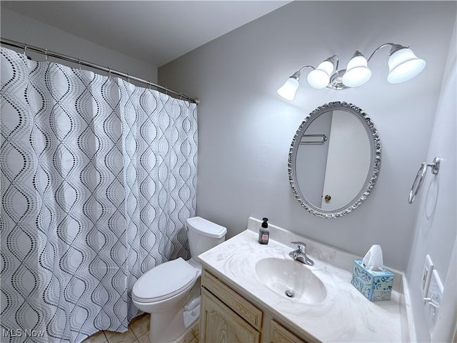 953 Hampton Ridge Dr, Condo with 2 bedrooms, 2 bathrooms and null parking in Akron OH | Image 29