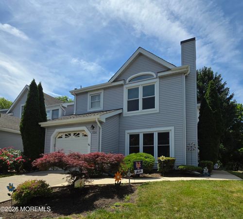 124 Magee Ct, East Brunswick, NJ, 08816-5802 | Card Image