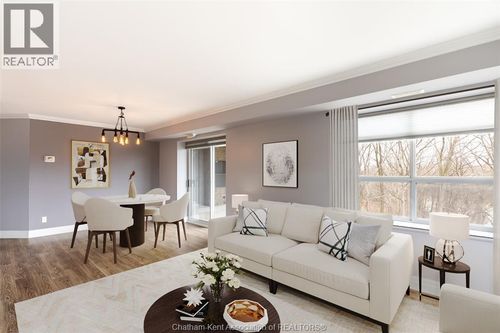 604-10 Van Allen Ave, Chatham, ON, N7L5K1 | Card Image
