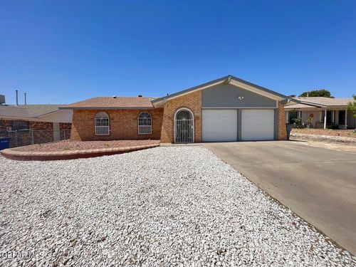 1529 Jim Colbert Ln, El Paso, TX, 79936-6006 | Card Image