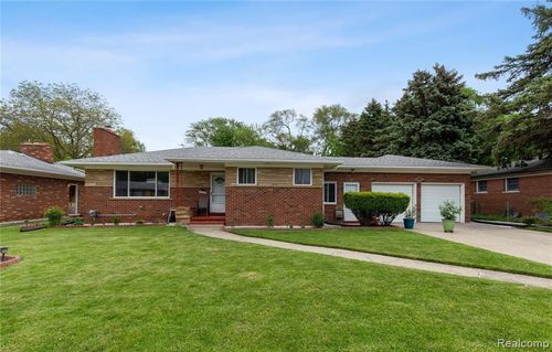 21370 Masch Ave, Warren, MI, 48091-2754 | Card Image