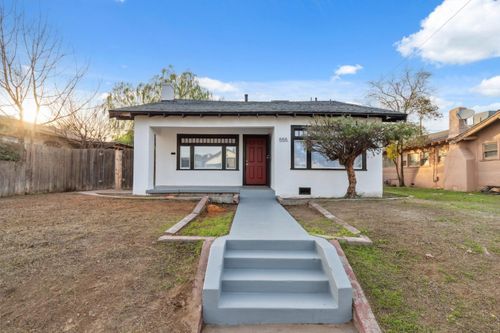 555 N Harrison Ave, Fresno, CA, 93728-3019 | Card Image
