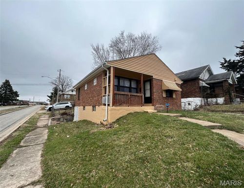 4232 Jennings Station Rd, Saint Louis, MO, 63121-3327 | Card Image