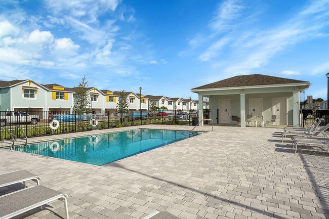 5730 Se Edgewater Cir, Townhouse with 3 bedrooms, 3 bathrooms and null parking in Stuart FL | Image 31