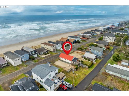 366 N Pacific St, Rockaway Beach, OR, 97136-9921 | Card Image