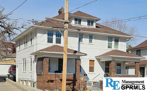 2562 Jefferson Rd Ne, Seattle, WA, 98195 | Card Image