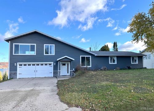 1508 S Grant Street, Iron Mountain, MI, 49801 | Card Image