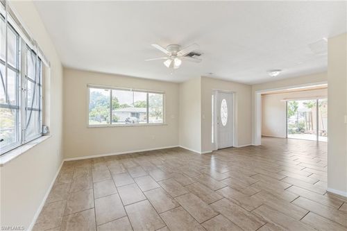 4862 West Dr, Fort Myers, FL, 33907-1123 | Card Image