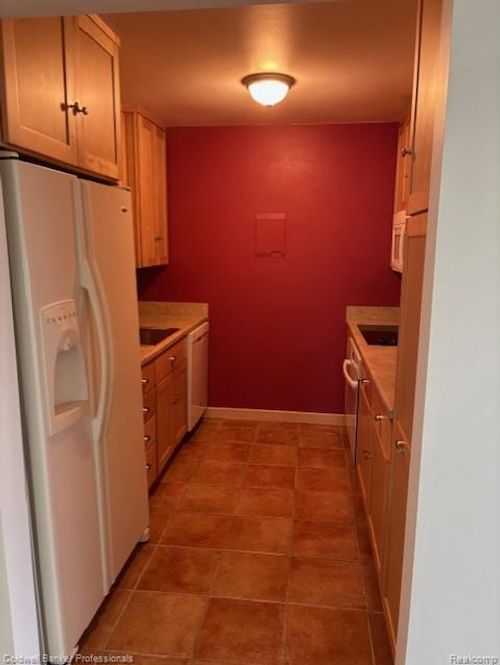 apt-305-2120 Pauline Blvd, Ann Arbor, MI, 48103-5176 | Card Image