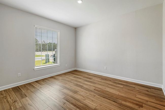 15679 Honey Cove Dr, House other with 3 bedrooms, 2 bathrooms and 2 parking in Conroe TX | Image 4