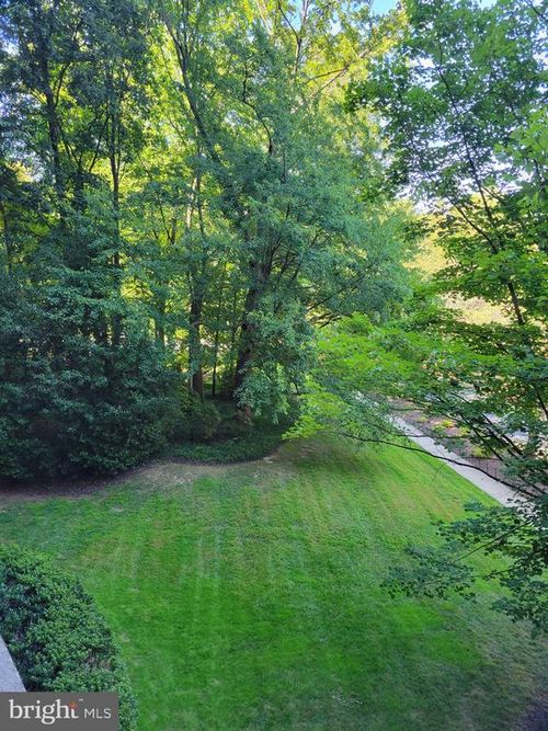 apt-304-2230 George C Marshall Dr, FALLS CHURCH, VA, 22043-2572 | Card Image