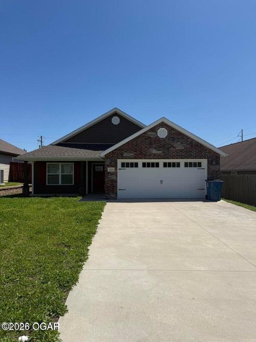 2521 S Tyler Ave, Joplin, MO, 64804-1549 | Card Image