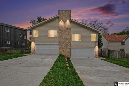 5617 & 5619 Decatur St, Omaha, NE, 68104-4924 | Card Image