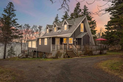 7055 Highway 101, Plympton, NS, B0W2R0 | Card Image