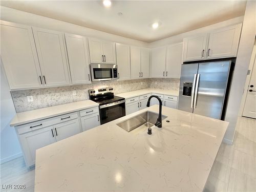 1536 Hopeful Lark Ln, Las Vegas, NV, 89138-6588 | Card Image