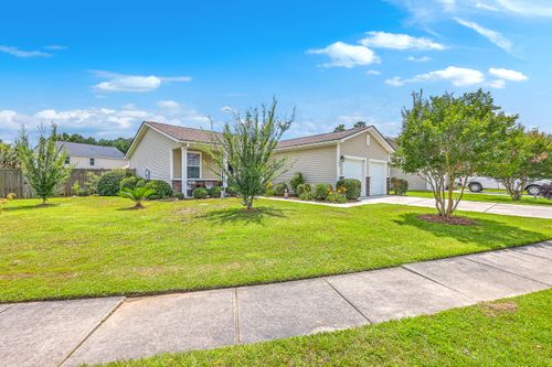 605 Grassy Hill Rd, Summerville, SC, 29483-5366 | Card Image