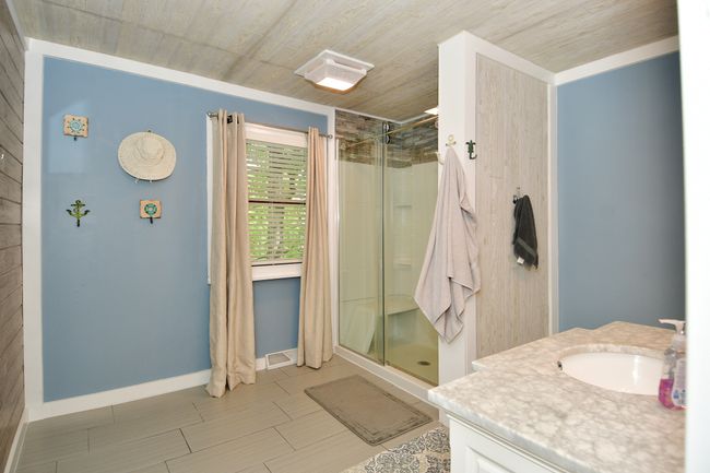 256 Canterbury Dr, House other with 5 bedrooms, 3 bathrooms and null parking in Avon IN | Image 50