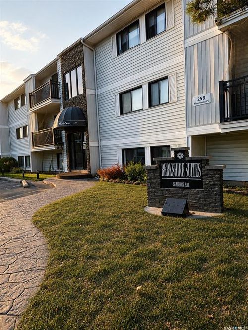 305-258 Pinehouse Place, Lawson, SK, S7K4X1 | Card Image