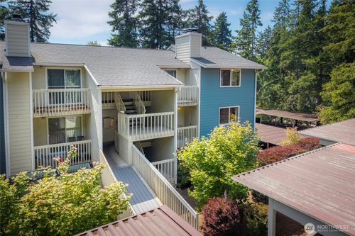 a202e-9474 Redmond Woodinville Rd Ne, Redmond, WA, 98052-3671 | Card Image