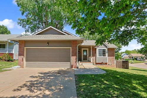 1396 E Longhorn Ct, Derby, KS, 67037-4000 | Card Image