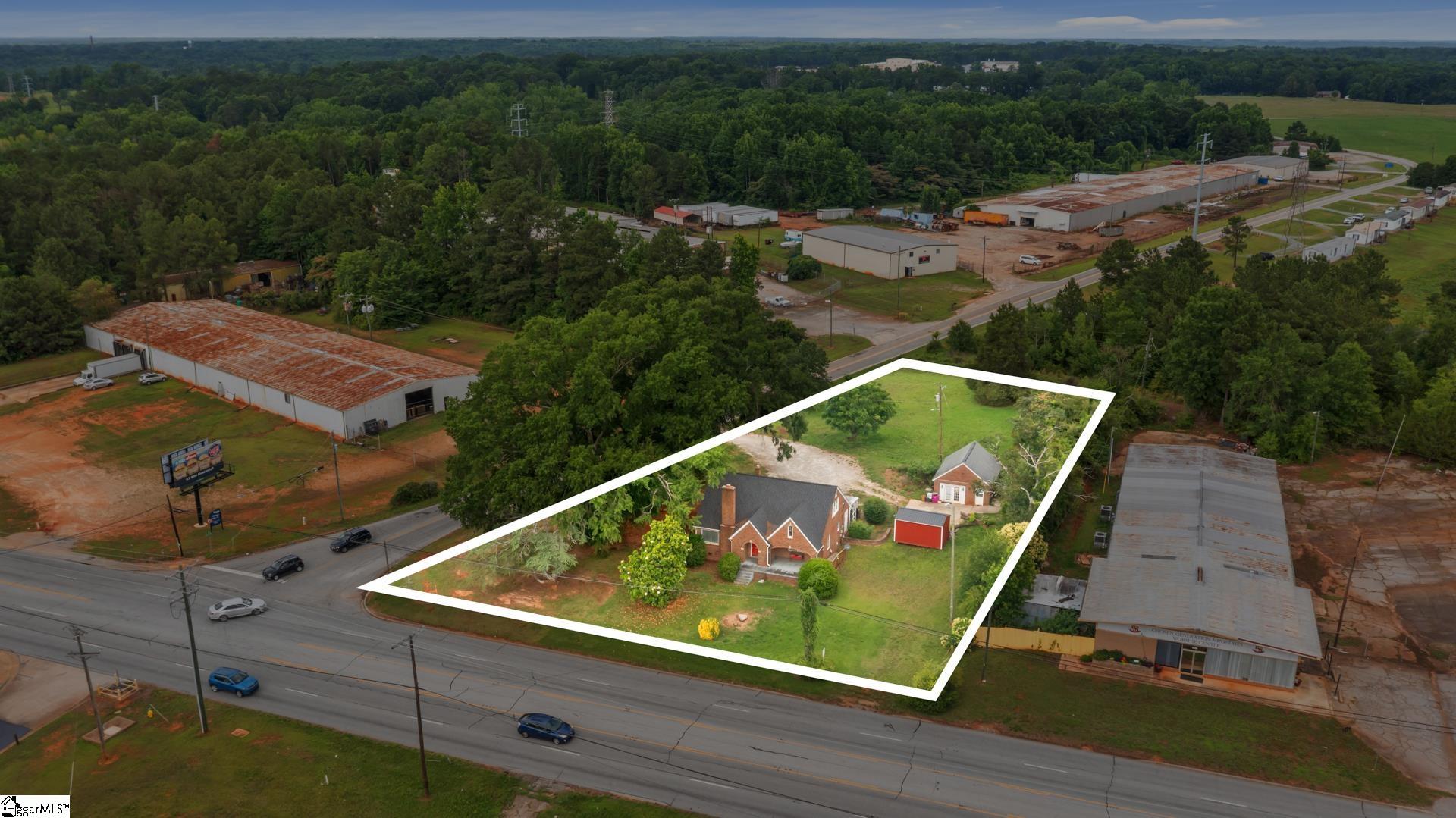 Land in Laurens