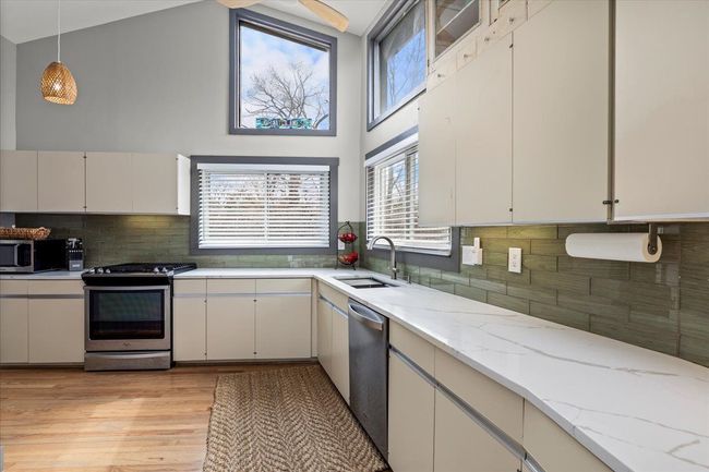 3965 Burnet Rd, House other with 2 bedrooms, 2 bathrooms and null parking in Commerce Twp MI | Image 17