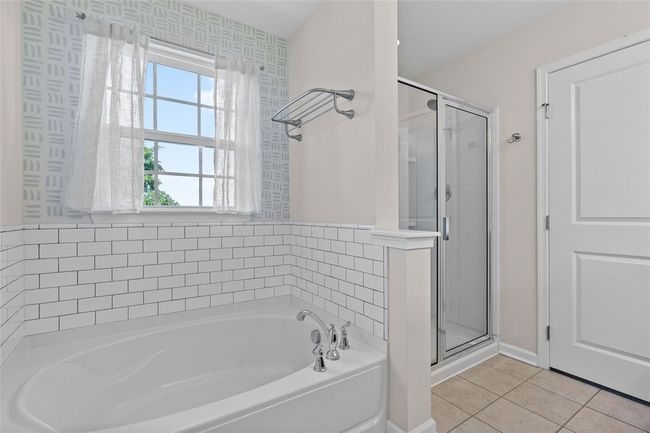 1004 Pointe View Dr, Townhouse with 3 bedrooms, 3 bathrooms and 2 parking in Mars PA | Image 22