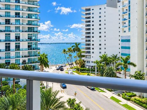 704-1300 Brickell Bay Dr, Miami, FL, 33131-3381 | Card Image