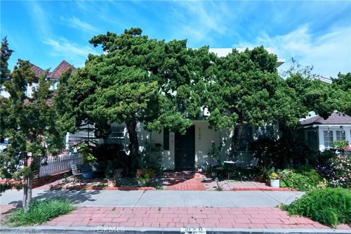 2120 Miramar Dr, Newport Beach, CA, 92661-1519 | Card Image